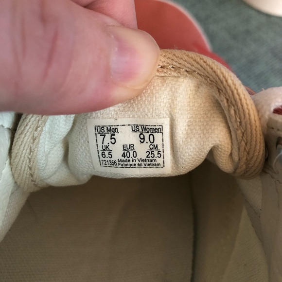 Brand New Multi-colored Women’s Size 9 Vans - Picture 5 of 5